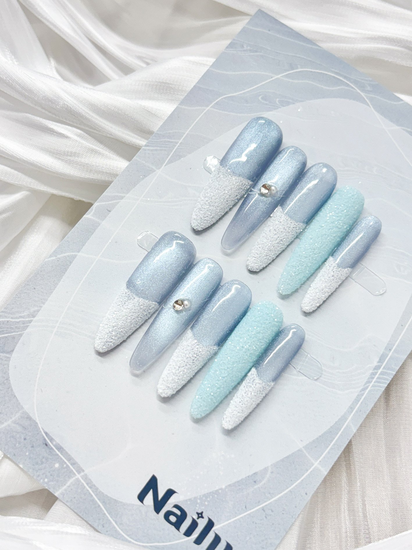 雪藍冰霜穿戴甲
